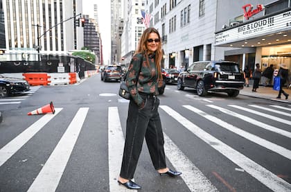Katie Holmes, a pura sonrisa, por las calles de Nueva York