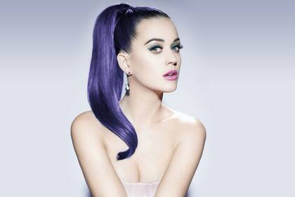 Katy Perry, confidente y seria