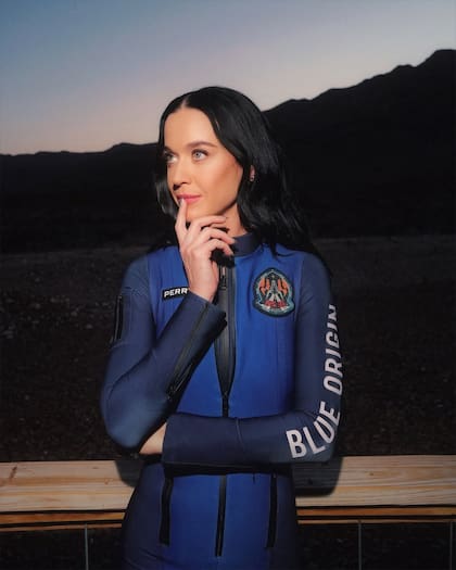 Katy Perry prometió cantar en el espacio