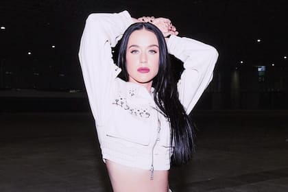 Katy Perry vuelve con su nuevo álbum