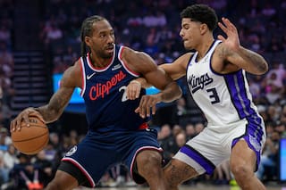 Kawhi Leonard anota 26 puntos y guía a los Clippers a vencer 138-109 a los Kings