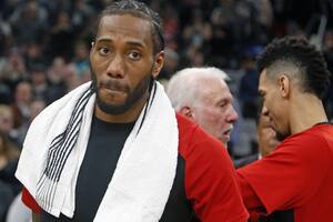 La peor noche para Kawhi: una dura derrota, abucheos y el grito de "traidor"