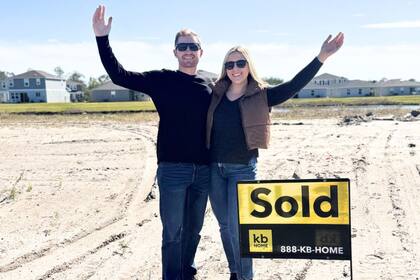KB Home anuncia permanentemente a sus nuevos compradores en EE.UU.