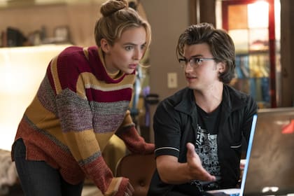 Keery junto a Jodie Comer en Free Guy: Tomando el control de 2021 (Foto: IMDb)