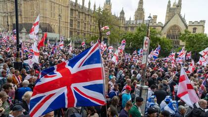 Keir Starmer denuncia la "política racista" de la oposición