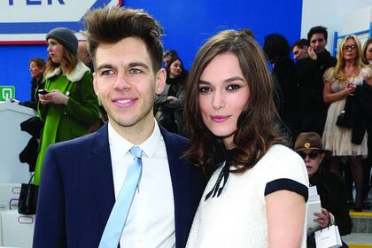 Keira y James, cumplen un año de casados
