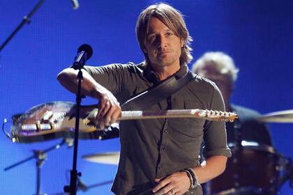 La estrella country Keith Urban, marido de Nicole Kidman, será el reemplazo de Adele en su malograda residencia en Las Vegas