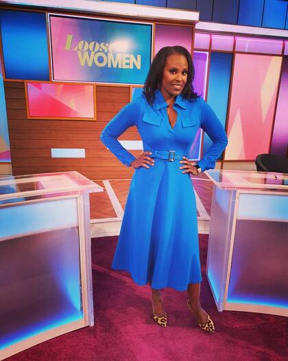 Kelle se hizo conocida en ese país por interpretar a Martine Westwood en la telenovela Hollyoaks de canal 4