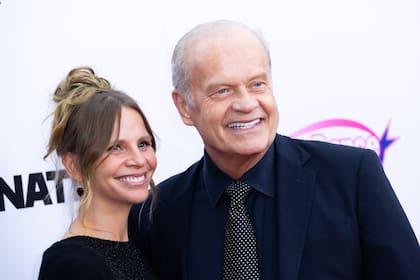 Kelsey Grammer y su mujer, Kayte Walsh, en un evento el año pasado. La pareja le dio la bienvenida a Christopher, el octavo hijo del actor
