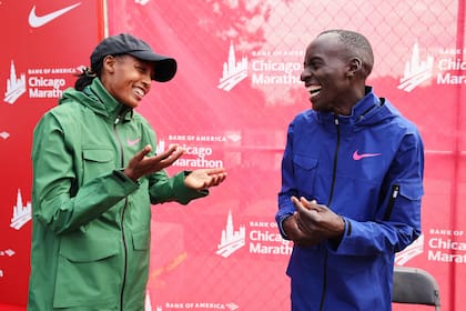 Kelvin Kiptum y Sifan Hassan, los más rápidos en la Maratón de Chicago