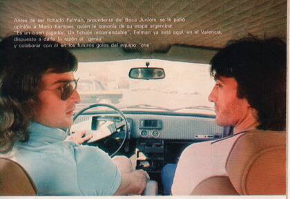 Kempes, al volante; Felman, de copiloto: producción fotográfica de una revista española, cuando Bordolino llegó a Valencia