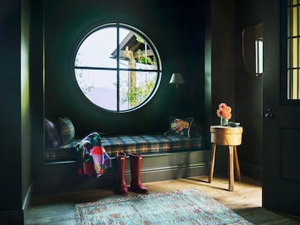 Kendall Jenner mostró su casa de las montañas que decoró con un estilo "abuela chic" (architecturaldigest.com)