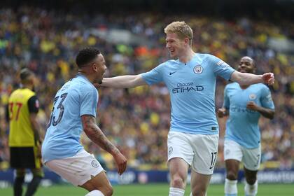 Kevin De Bruyne festeja el tercer gol del Manchester City a Watford en la recordada final de la FA Cup disputada en 2019, en Wembley