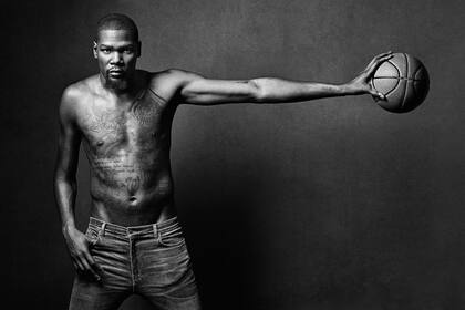 Kevin Durant antes de arrancar la temporada 2016/2017 en la NBA con su nuevo equipo, Golden State Warriors