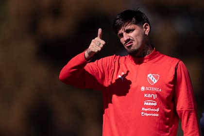 Kevin Lomónaco "la rompe" desde hace varios meses en Independiente y se ganó un lugar en la selección