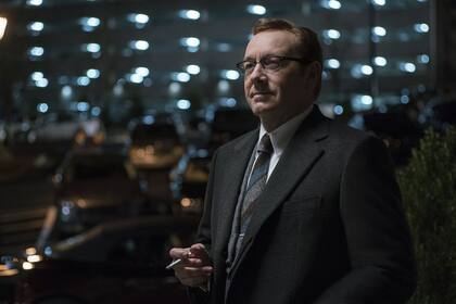 Kevin Spacey, como Doc, el especialista en planificar los atracos