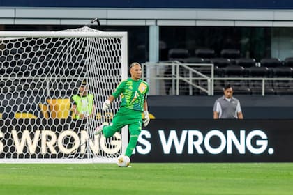 Keylor Navas, portero veterano de 38 años de edad, tiene una fortuna de millones de dólares (X/@NavasKeylor)