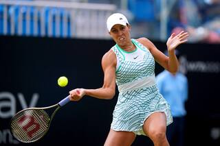 Keys comienza defensa del título en Australia con dudas; Osaka gana con apuros