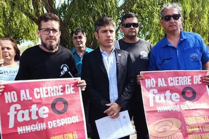 Kicillof aseguró que estaba al tanto de la situación, que la intervención de los funcionarios provinciales en la audiencia del martes fue por instrucción directa suya y que la nota será incorporada formalmente a un expediente. Además, manifestó que se involucrará personalmente en la búsqueda de una salida.