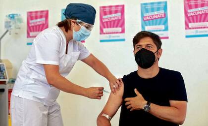 Kicillof, uno de los primeros vacunados