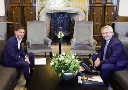 Axel Kicillof y Alberto Fernández, en el despacho presidencial de la Casa Rosada