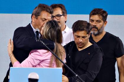 Kicillof y Bianco, junto a Massa, Malena Galmarini y Sebastián Galmarini
