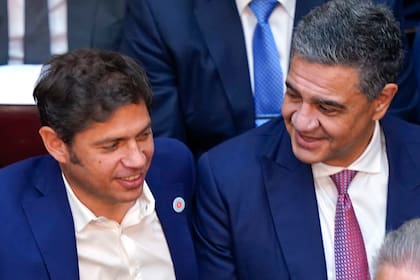 Kicillof y Jorge Macri, durante la asuncion presidencial de Javier Milei