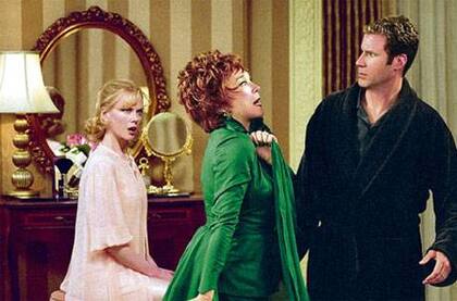 Nicole Kidman, Shirley MacLaine y Will Ferrell en una escena de "Hechizada"