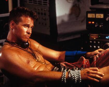 Kilmer en una escena de La isla del Dr. Moreau