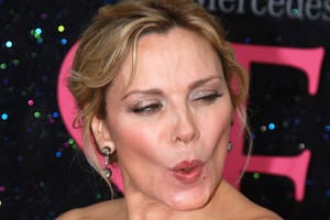 Kim Cattrall se enamoró, se casó tres veces, se desilusionó, pero encontró “el despertar sexual” con su última pareja