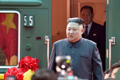 Kim llegó hoy a Hanoi, más temprano que Trump; viajó en tren