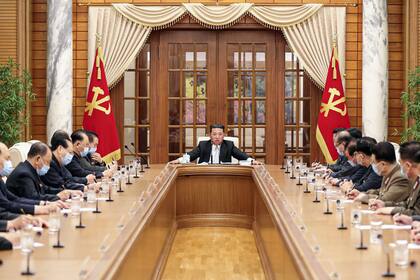 Kim Jong-un convoca una reunión de respuesta al covid el 12 de mayo

