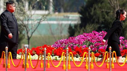 Kim Jong-un y su hermana, durante un acto del gobierno en abril pasado