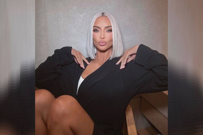 Kim Kardashian comparte el tratamiento efectivo para aplanar el