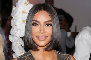 Demandan a Kim Kardashian y a Floyd Mayweather y los acusan de participar en una estafa