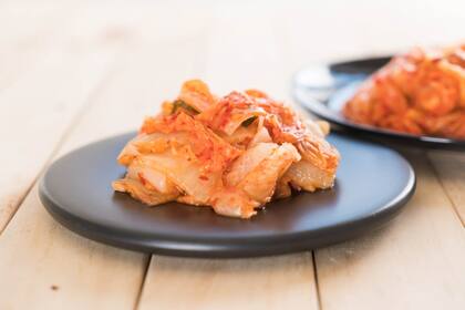 Kimchi, un plato coreano hecho a base de col asiática fermentada