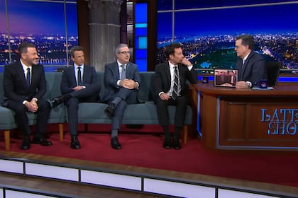 Kimmel, Fallon, Meyers, Oliver y Colbert, en una cumbre histórica
