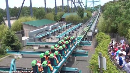 Kingda Ka es la montaña más alta del mundo; hasta el 2010 también era la más rápida del planeta