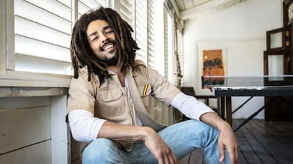 Kingsley Ben-Adir interpreta a Bob Marley