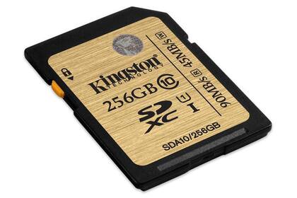 Kingston presentó un modelo de memoria SD para profesionales, con capacidad de hasta 256 GB, mientras que la microSD para smartphones llega a los 128 GB