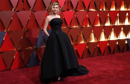 Kirsten Dunst, de negro