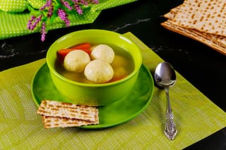 Kneidalaj de harina de matzá para Pesaj