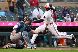 Kody Clemens pega un jonrón e impulsa cinco carreras en el triunfo 11-4 de Mellizos sobre Marineros
