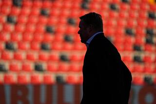 Los insólitos detalles del despido de Koeman que causaron asombro en España