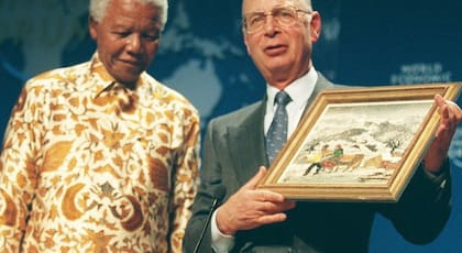 Kofi Annan, premio Nobel de la Paz y Klaus Schwab unieron fuerzas en 1999