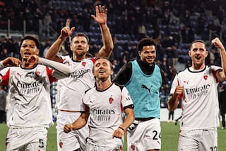 Milan presentó a un delantero y lo hizo debutar horas después, pero festejó por el regreso de su goleador