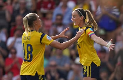 Kosovare Asllani y Fridolina Rolfo son dos de las principales amenazas de la selección de Suecia.