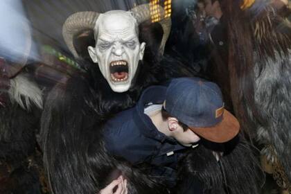 Krampus puede llevarse a los niños que se hayan portado mal