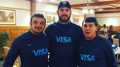 Kremer junto a Creevy y Hourcade, tras su debut en Hamilton con los Pumas