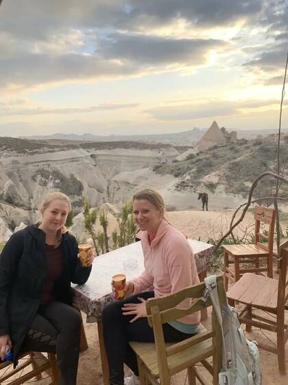 Kristen Bishop, de 33 años, y Sophie Miller, de 26, disfrutaron juntas de unas vacaciones en Turquía
